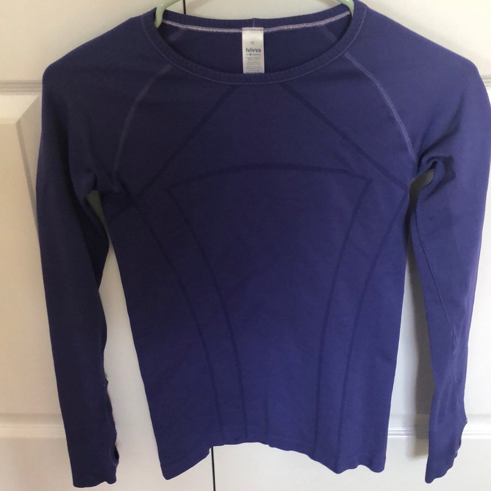 ivivva by lululemon purple tee-shirt